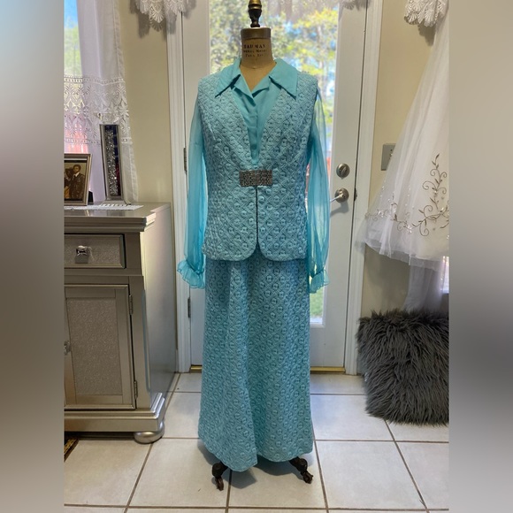 Two price Vintage dress - Picture 2 of 3